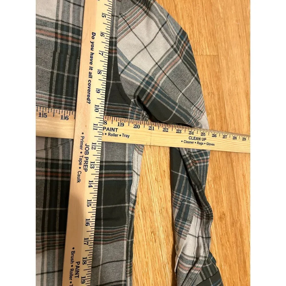 Eddie Bauer NWT men's green plaid flannel chest pocket shirt warm gift Christmas